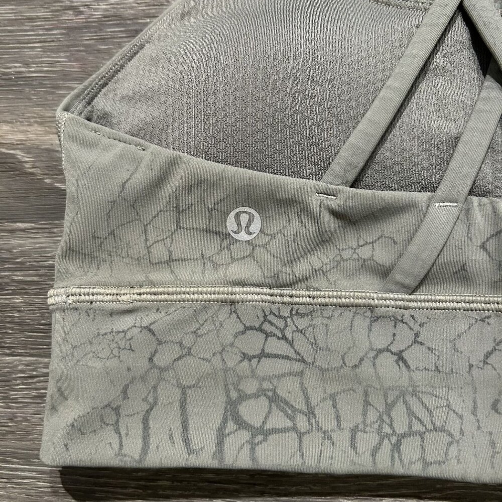 Lululemon Energy Longline Bra Medium Support Size 8 Gray Thread Dye Rover Black - Picture 6 of 10